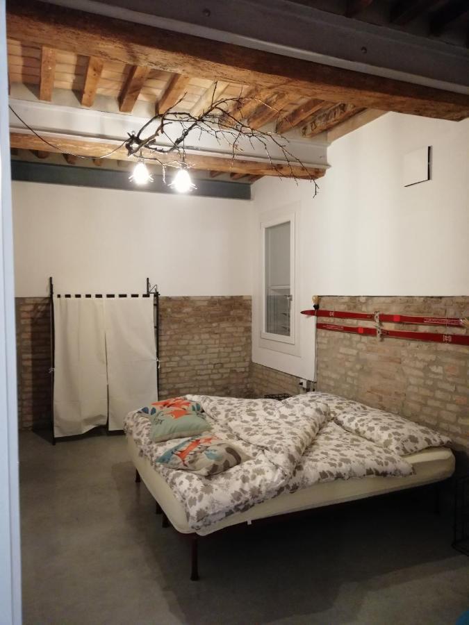 Zucchero Sui Baffi- Food Lovers B&B Мантова Екстериор снимка